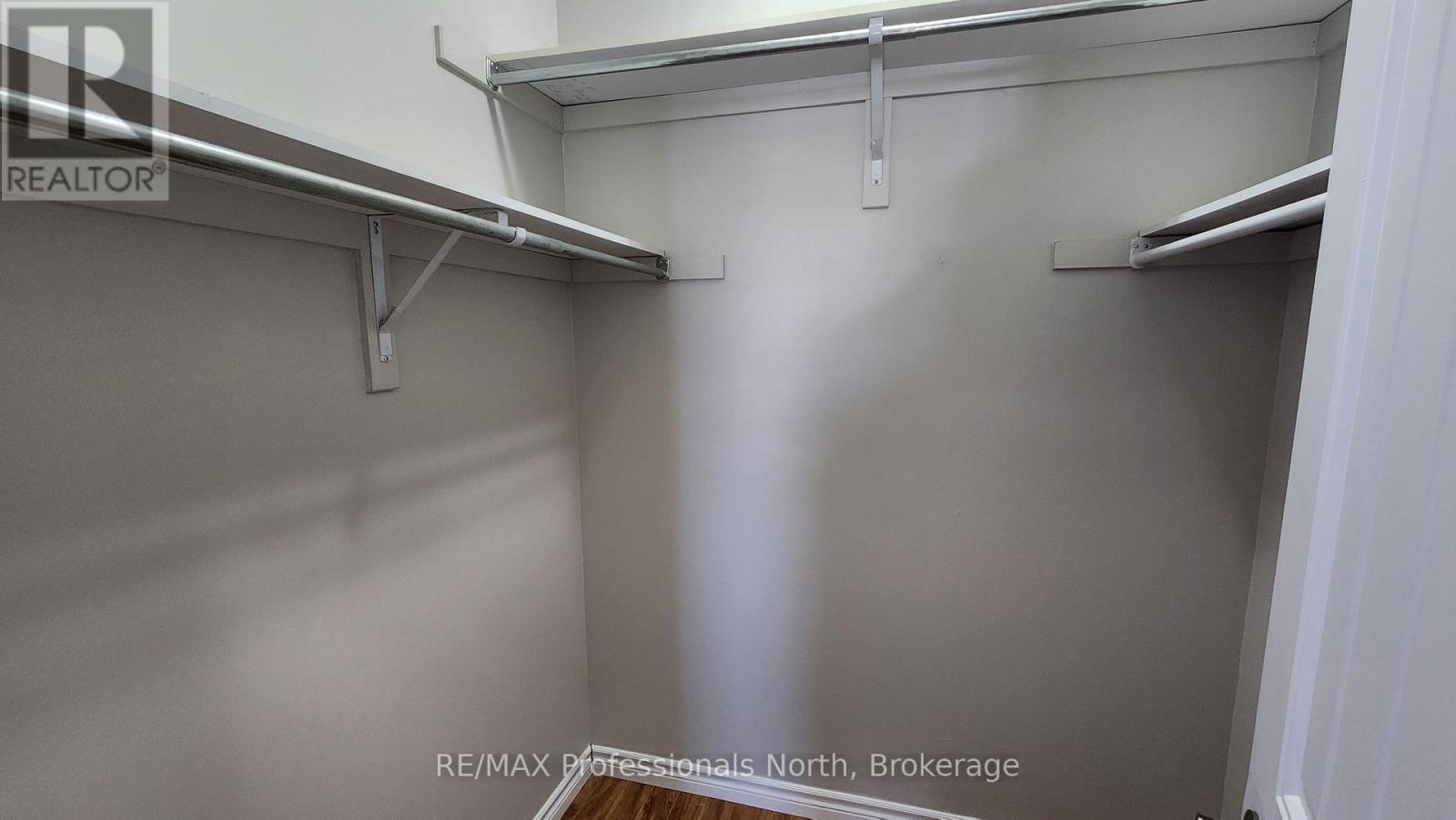 19 Duncan Street E, Huntsville (Chaffey), Ontario  P1H 1P6 - Photo 8 - X12821122