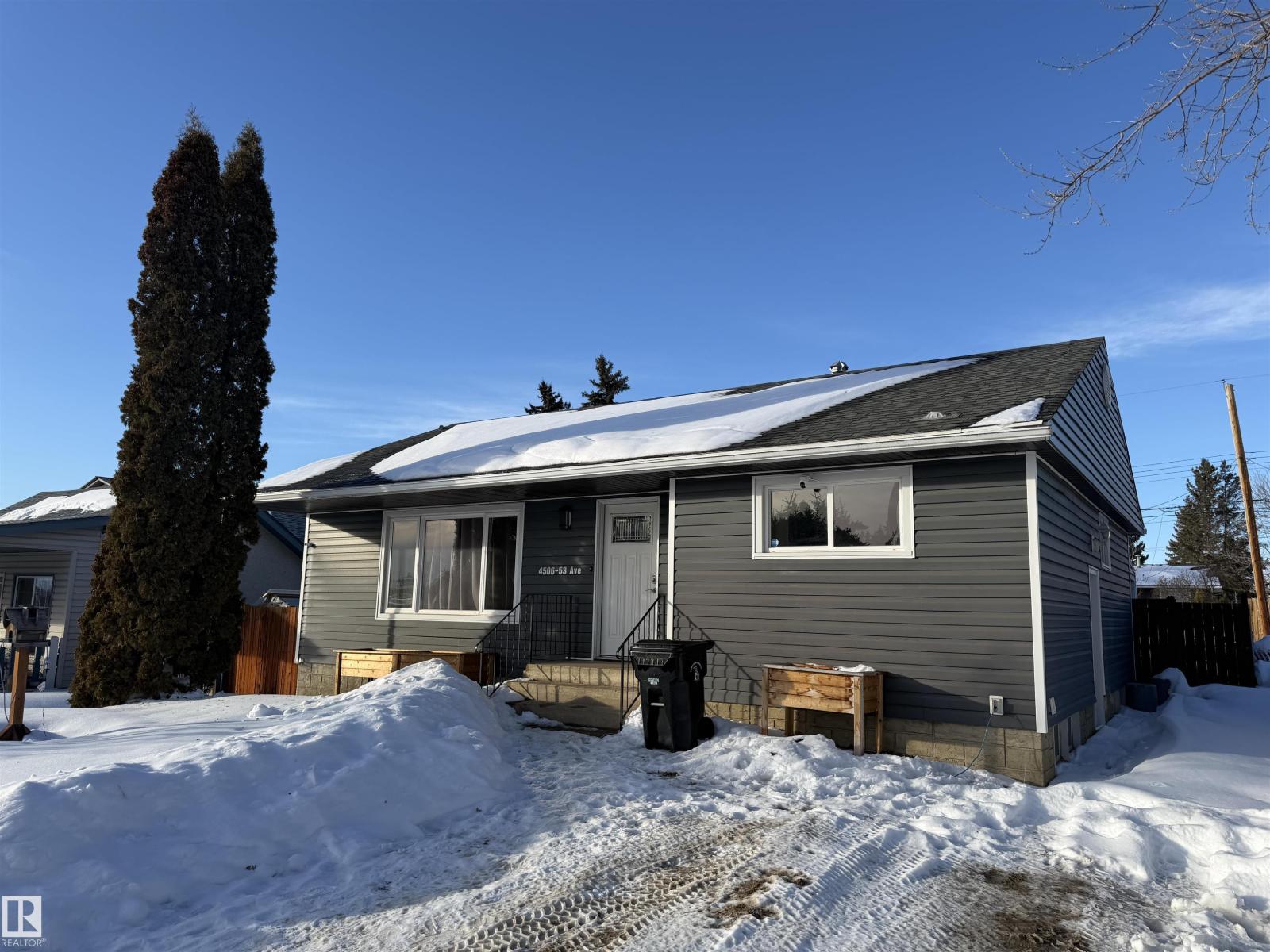 4506 53 Avenue, Barrhead, Alberta  T7N 1A1 - Photo 2 - E4474818