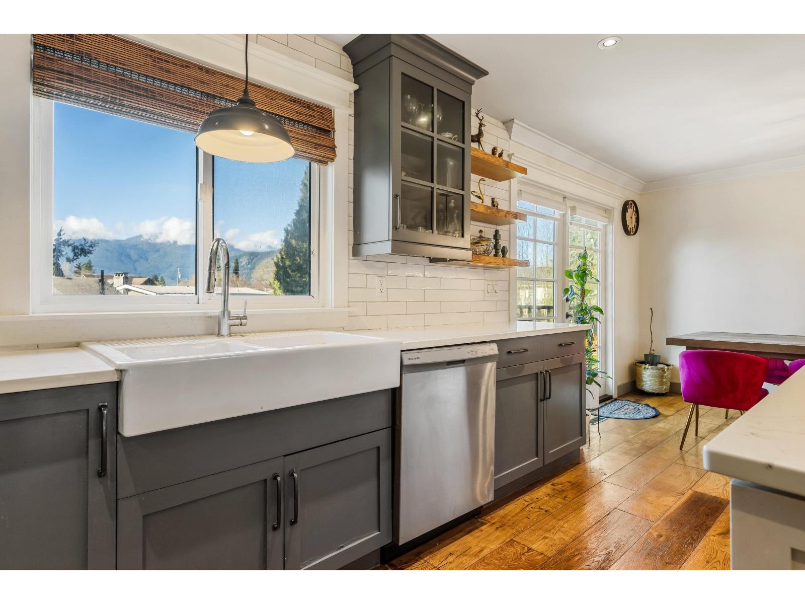 10125 Shamrock Drive, Fairfield Island, Chilliwack, British Columbia  V2P 5L3 - Photo 4 - R3091134