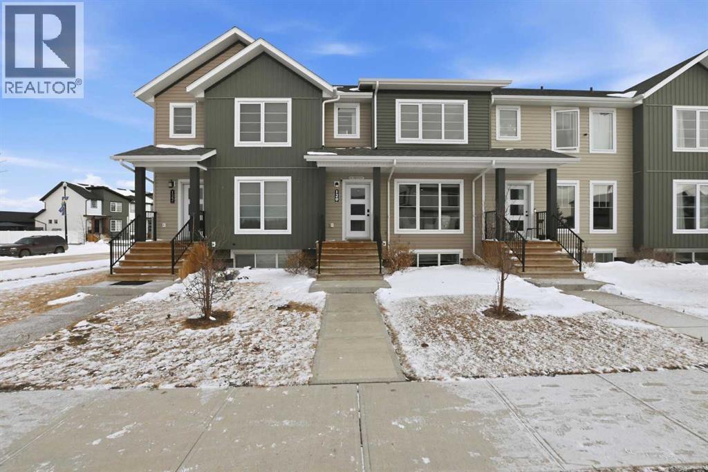 120 Memorial Parkway, Rural Red Deer County, Alberta  T4E 3C5 - Photo 1 - A2288902