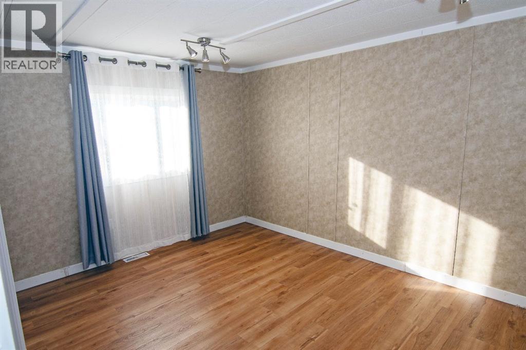 215 Polar Avenue Ne, High River, Alberta  T1V 1J4 - Photo 14 - A2283396