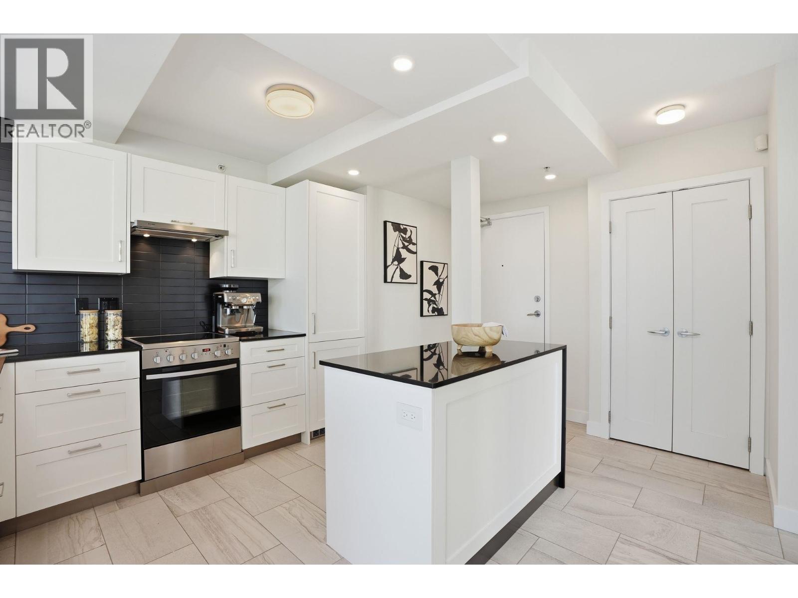 3206 1495 Richards Street, Vancouver, British Columbia  V6Z 3E3 - Photo 5 - R3093681