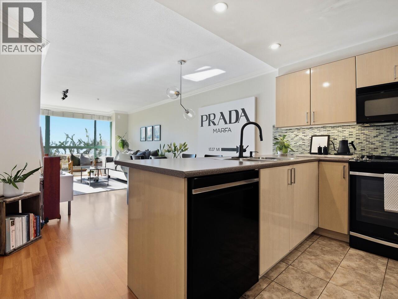 403 212 Lonsdale Avenue, North Vancouver, British Columbia  V7M 2G1 - Photo 6 - R3093719