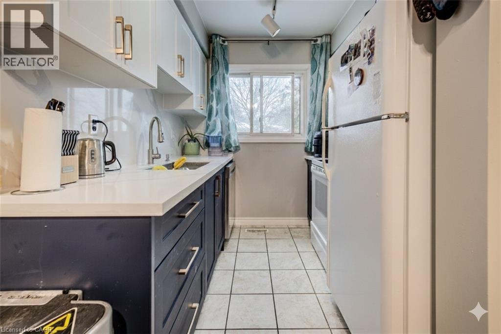 206 Green Valley Drive Unit# 30, Kitchener, Ontario  N2P 1G9 - Photo 8 - 40807507