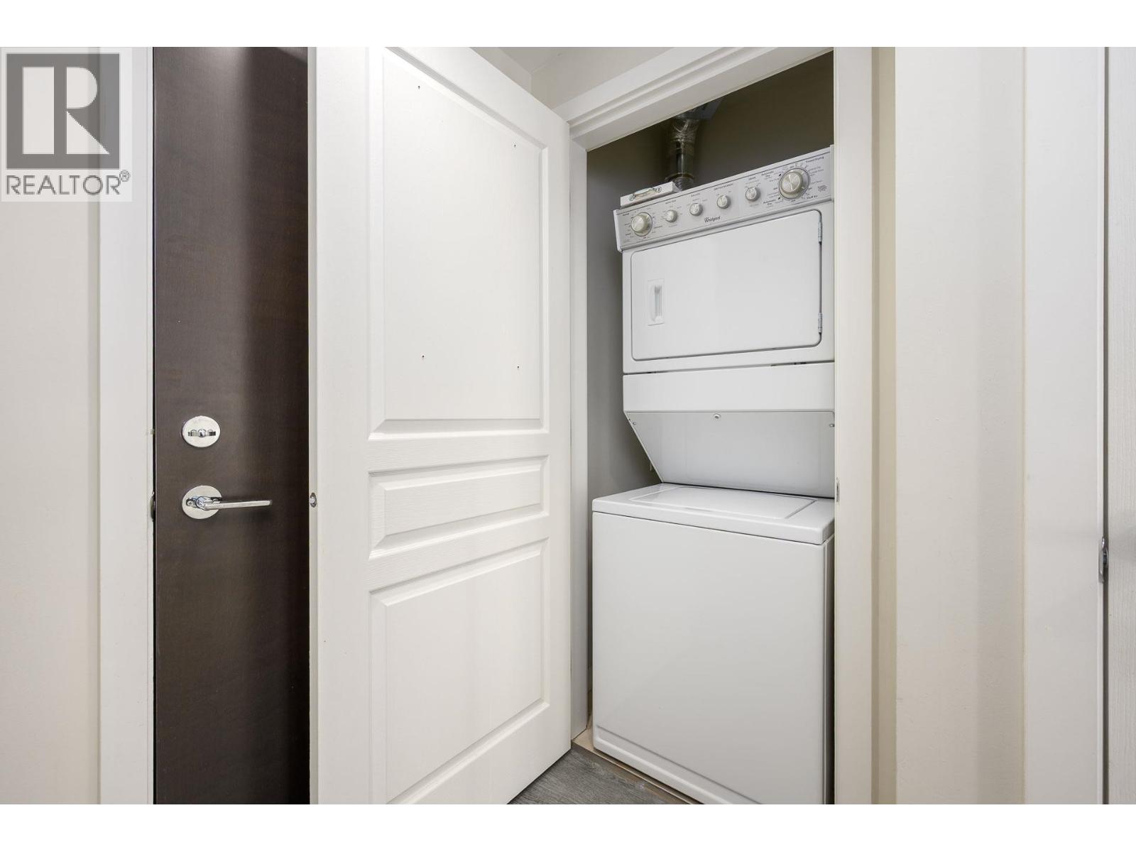 2307 3093 Windsor Gate, Coquitlam, British Columbia  V3B 0N2 - Photo 13 - R3093702