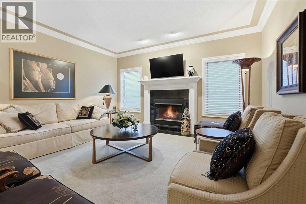 23 Prominence Point Sw, Calgary, Alberta T3H 3E8 - Photo 8 - A2288819