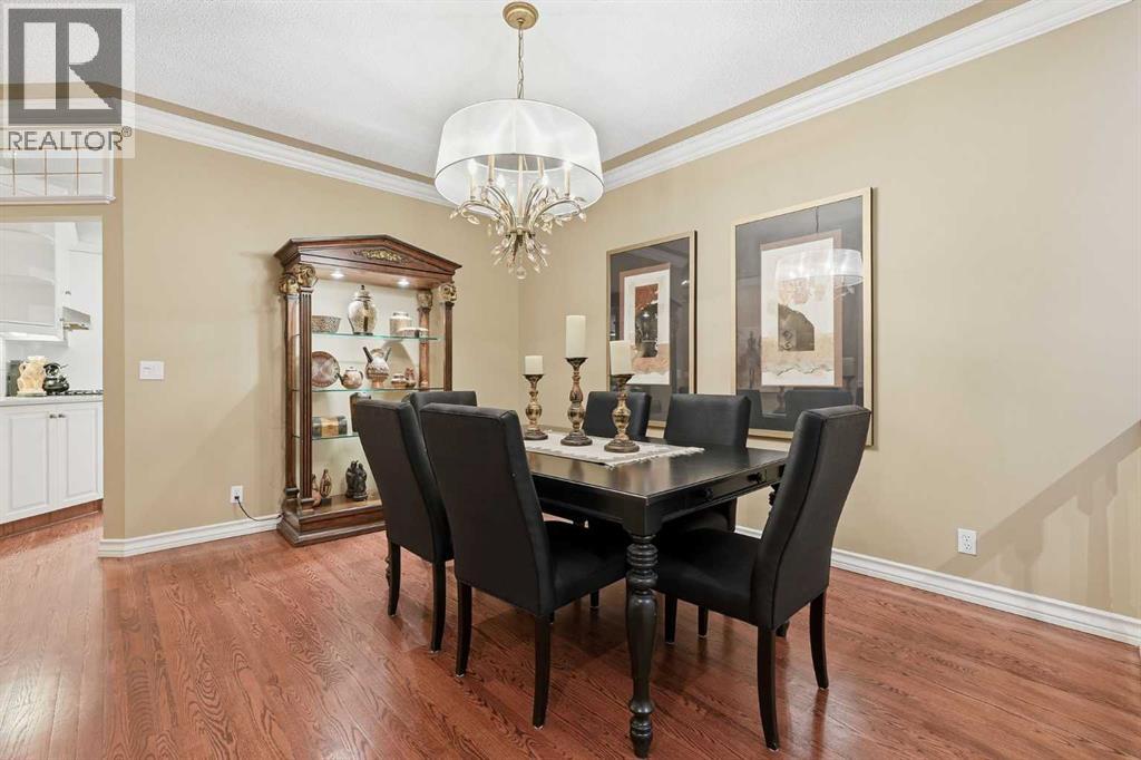 23 Prominence Point Sw, Calgary, Alberta T3H 3E8 - Photo 10 - A2288819