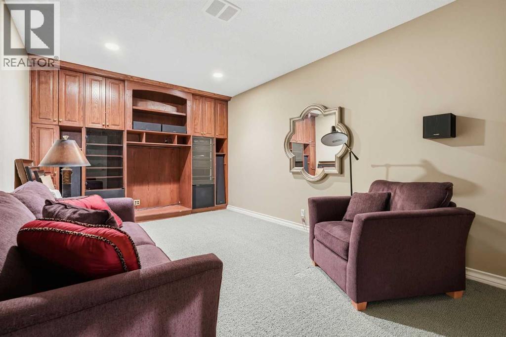 23 Prominence Point Sw, Calgary, Alberta T3H 3E8 - Photo 41 - A2288819