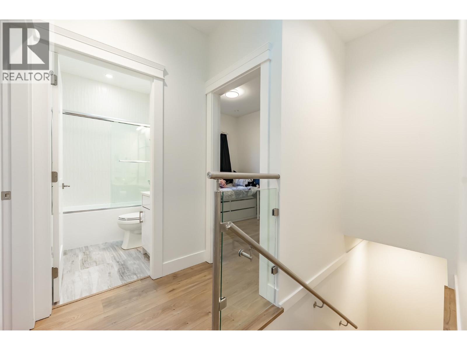 5258 Norfolk Street, Burnaby, British Columbia  V5G 1G2 - Photo 31 - R3092629