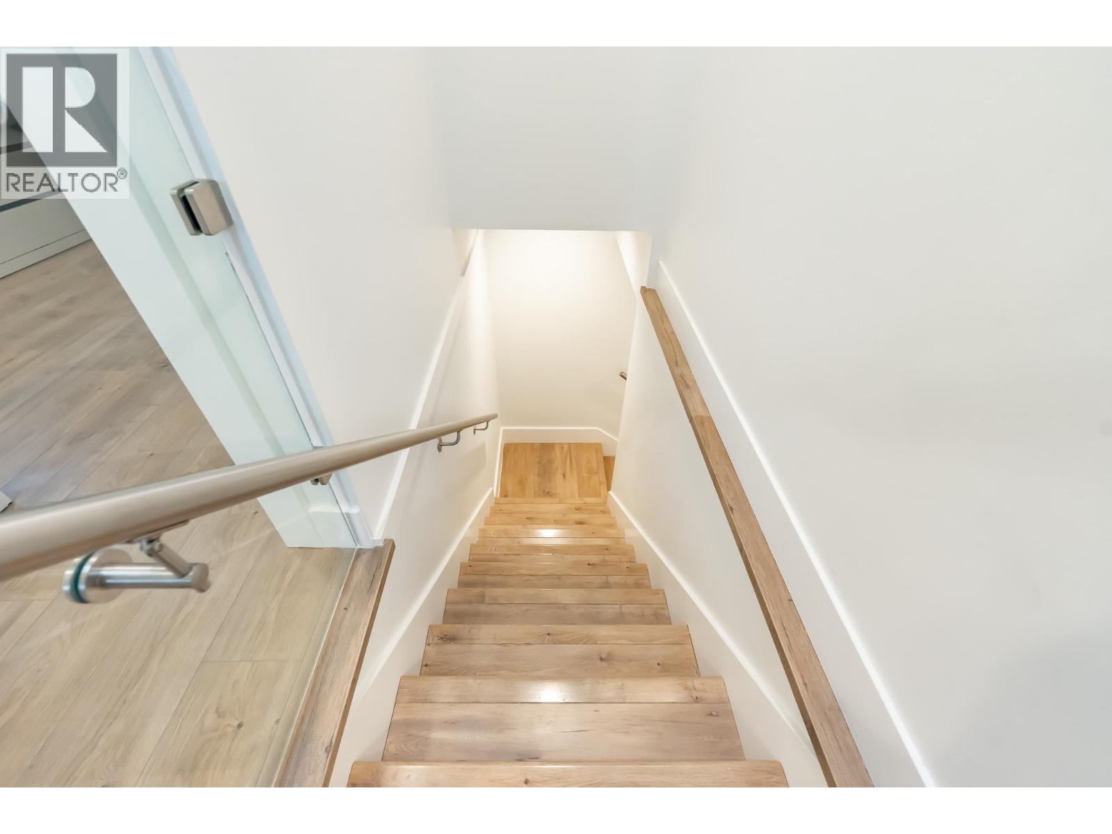 5258 Norfolk Street, Burnaby, British Columbia  V5G 1G2 - Photo 32 - R3092629