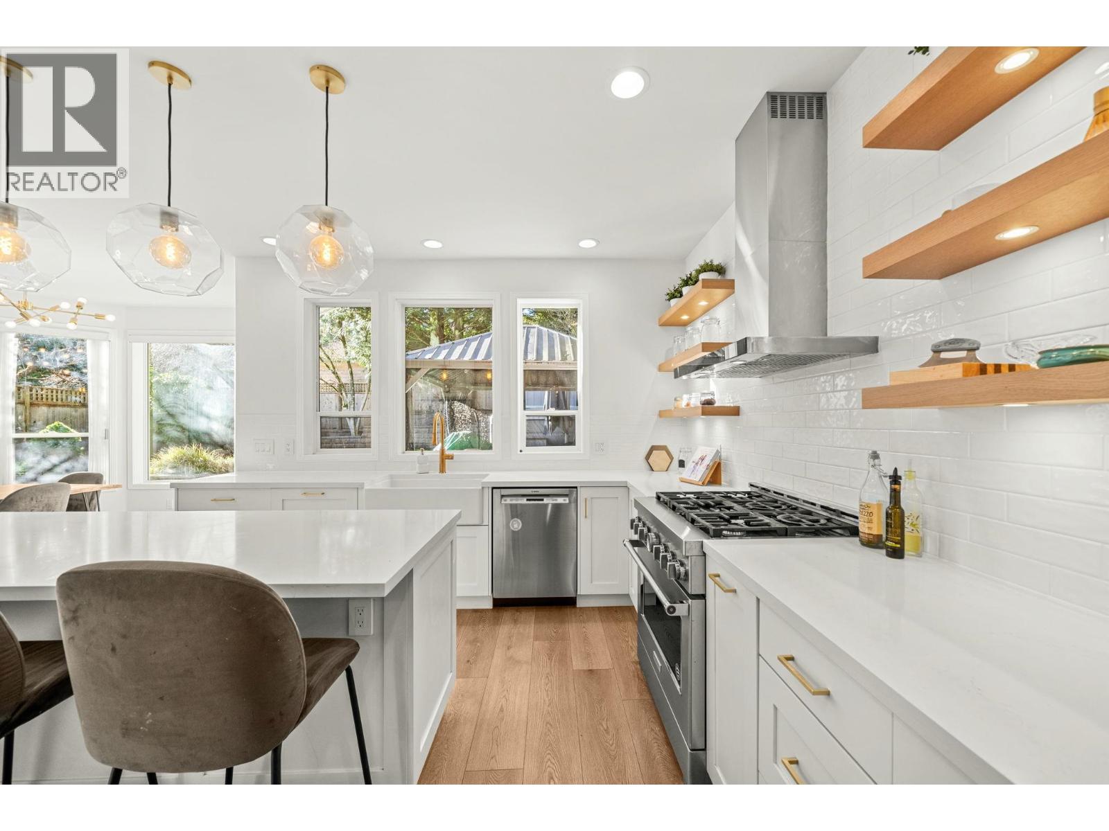 1725 Orkney Place, North Vancouver, British Columbia  V7H 2Z1 - Photo 10 - R3093691