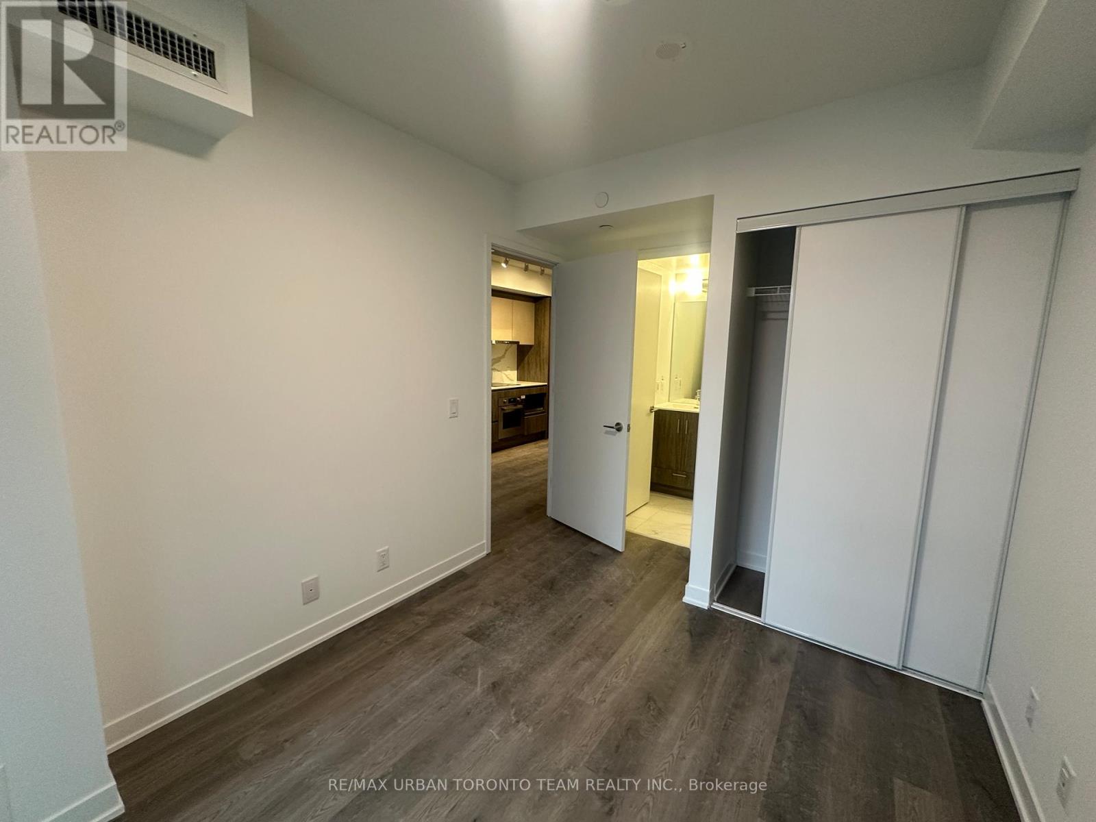 702 - 180 Front Street E, Toronto, Ontario  M5A 0K9 - Photo 17 - C12821132