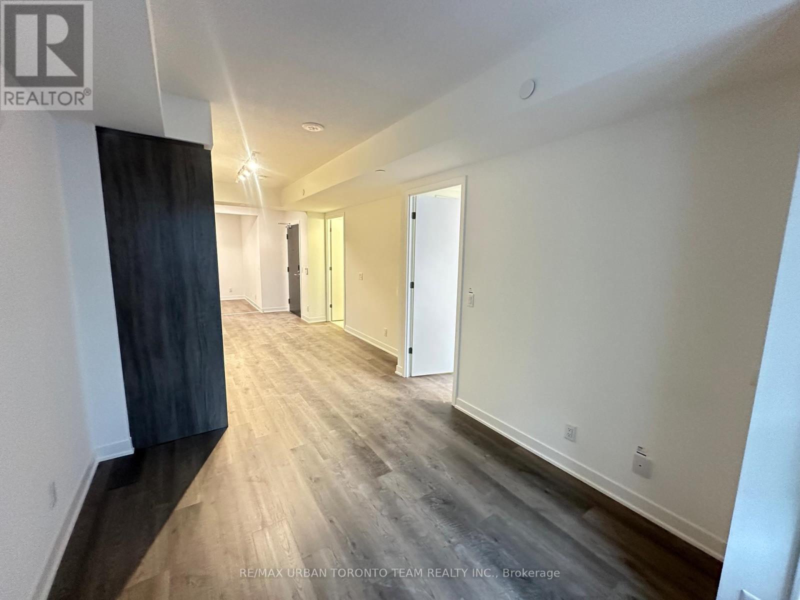 702 - 180 Front Street E, Toronto, Ontario  M5A 0K9 - Photo 5 - C12821132