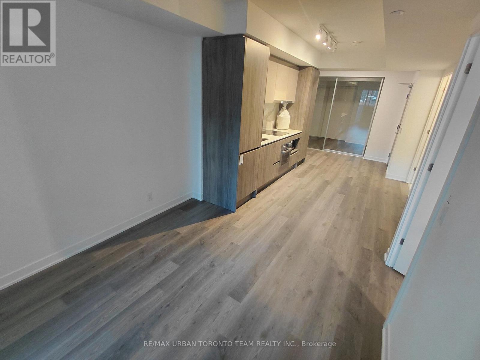 702 - 180 Front Street E, Toronto, Ontario  M5A 0K9 - Photo 6 - C12821132