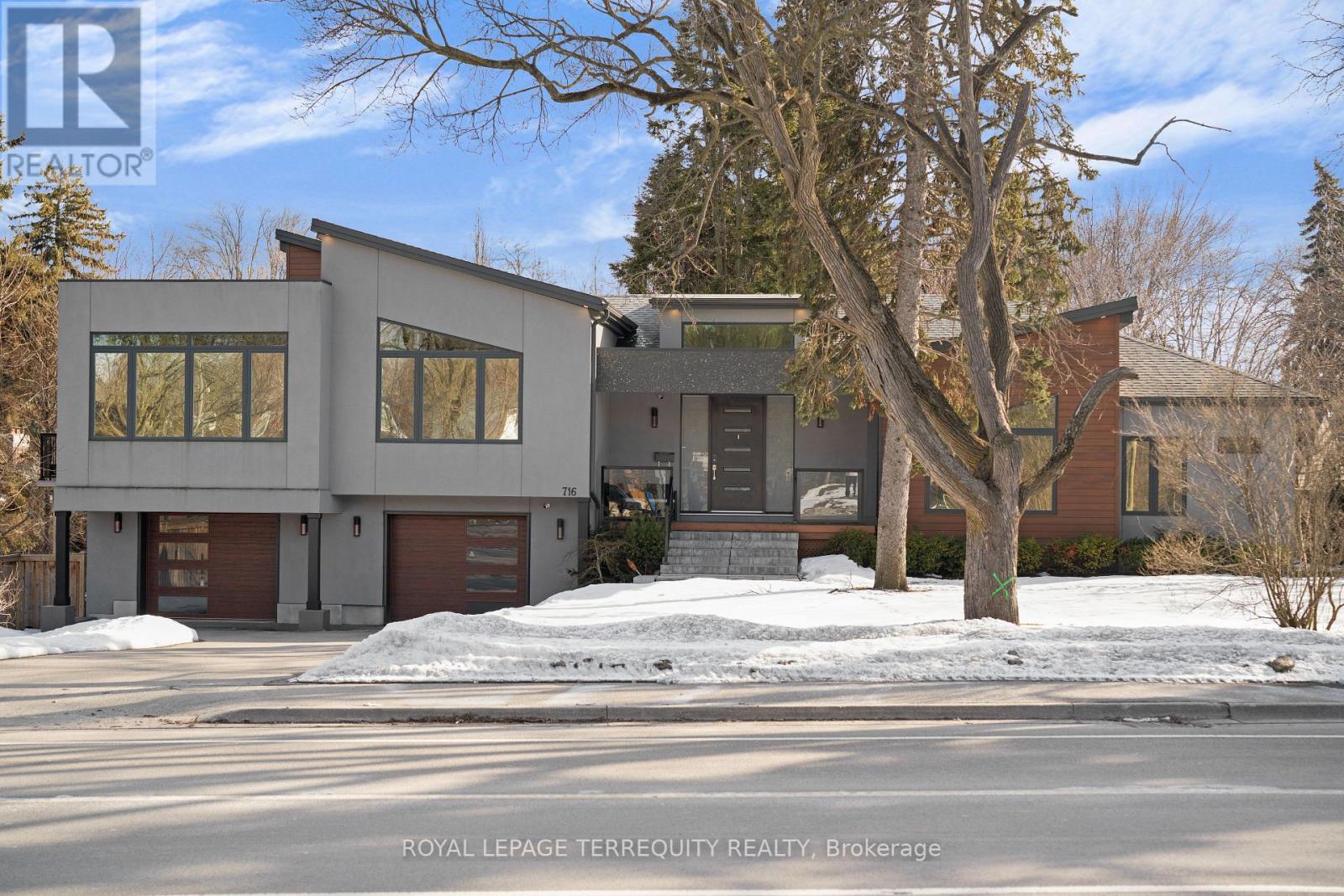 716 North Shore Boulevard E, Burlington, Ontario  L7T 1X6 - Photo 29 - W12820564