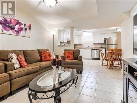 217 Flagstone Way, Newmarket, Ontario  L3X 2Y2 - Photo 2 - N12821126