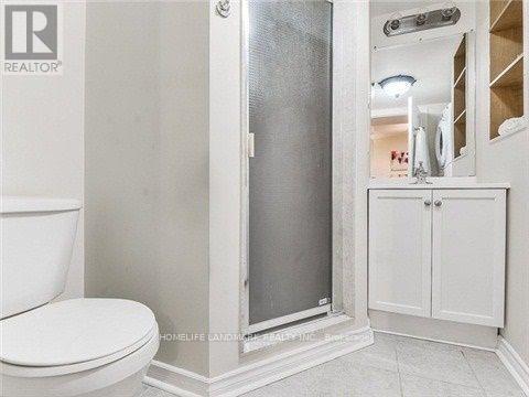 217 Flagstone Way, Newmarket, Ontario  L3X 2Y2 - Photo 4 - N12821126