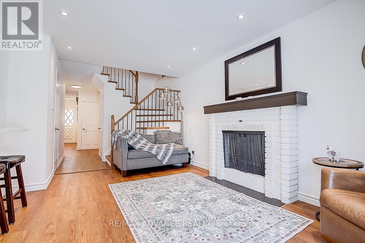 25 West Borough Street E, Markham, Ontario  L3T 4V6 - Photo 21 - N12821138