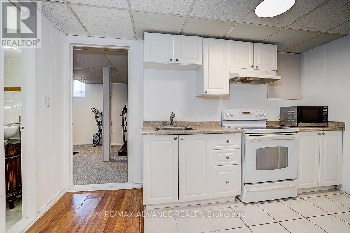 25 West Borough Street E, Markham, Ontario  L3T 4V6 - Photo 42 - N12821138