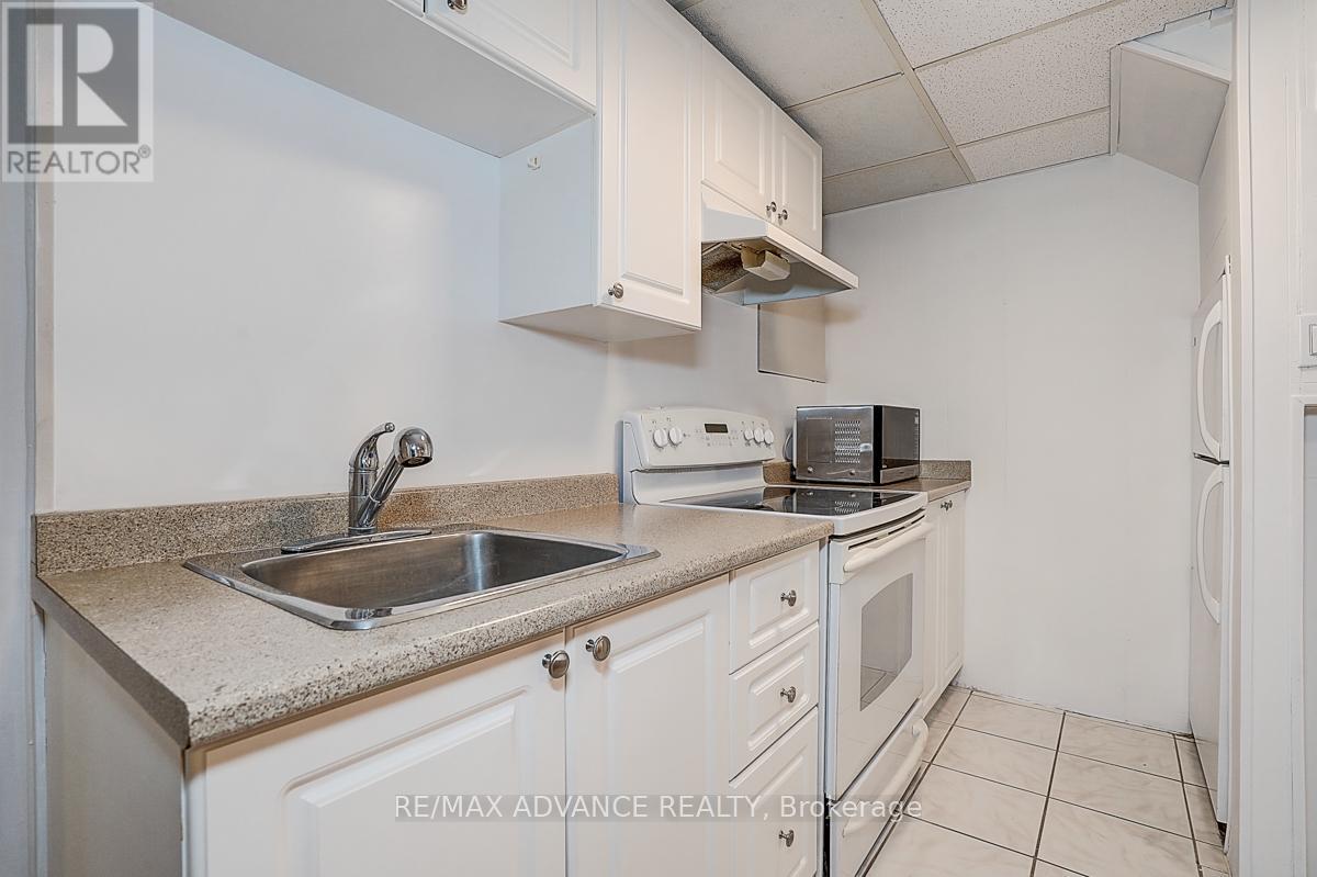 25 West Borough Street E, Markham, Ontario  L3T 4V6 - Photo 43 - N12821138