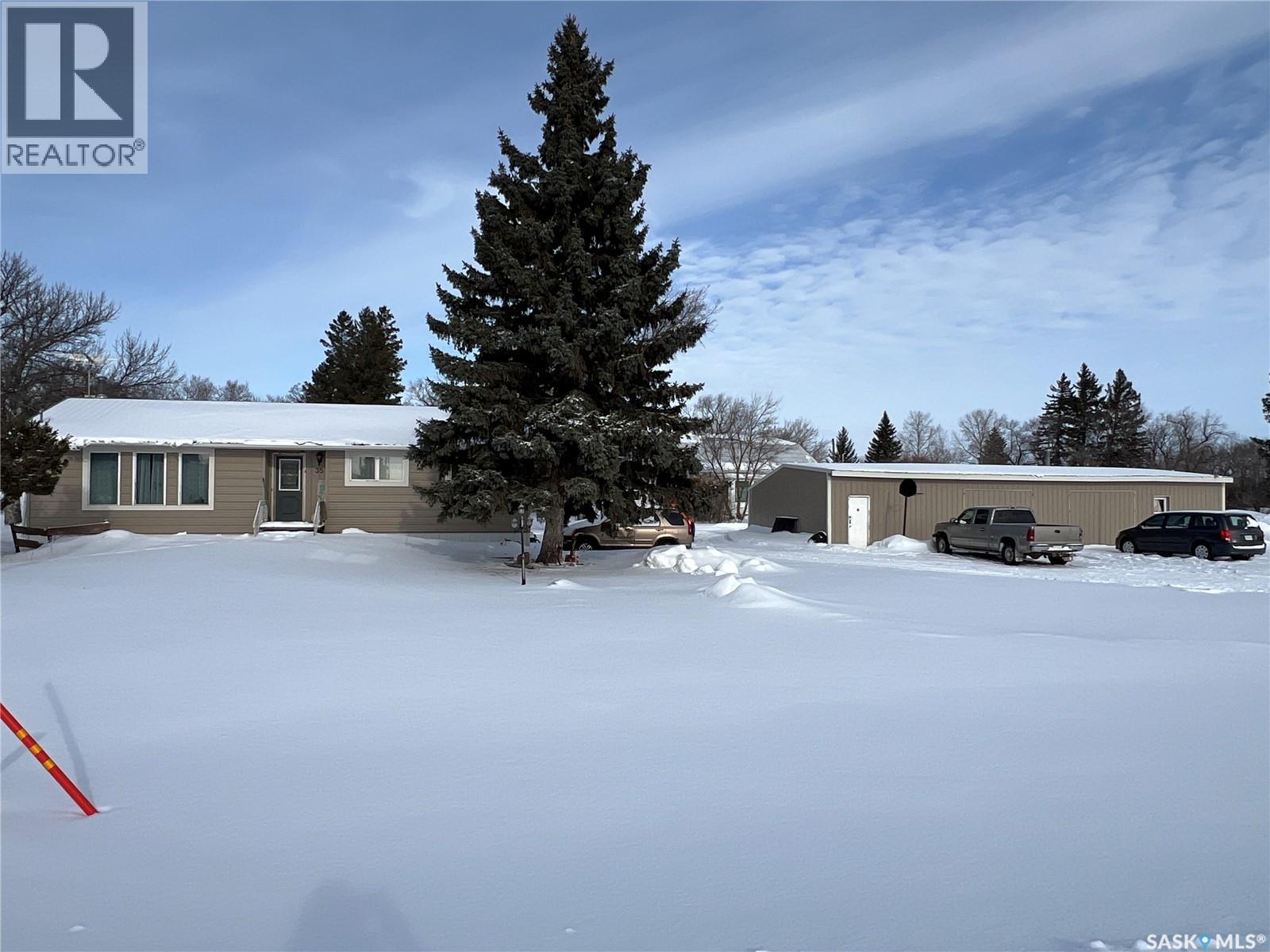 35 Assiniboia AVENUE, dubuc, Saskatchewan