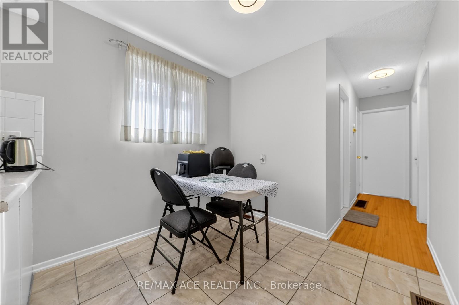 83 Ward Avenue, Hamilton, Ontario  L8S 2E8 - Photo 16 - X12821134