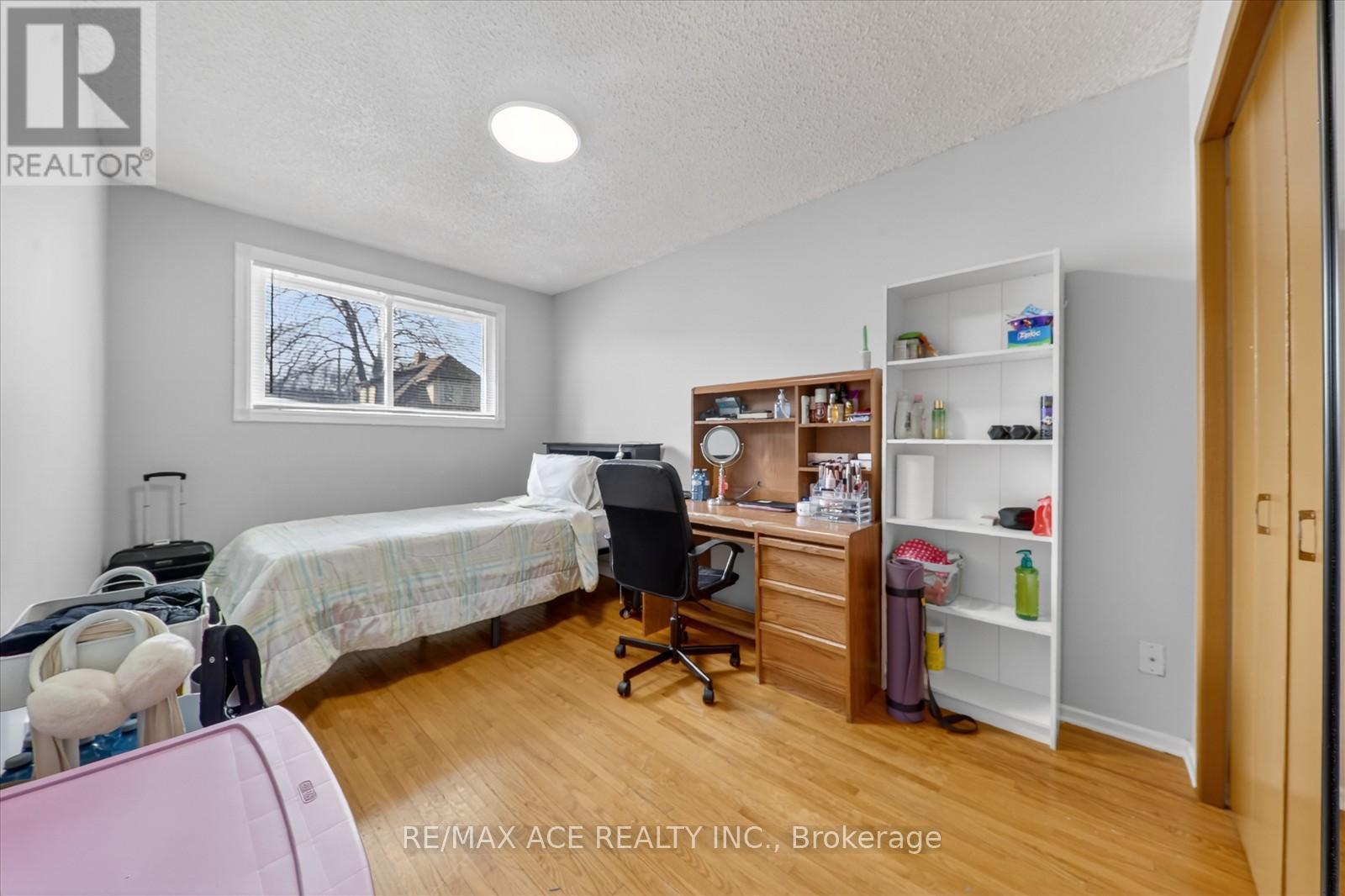 83 Ward Avenue, Hamilton, Ontario  L8S 2E8 - Photo 21 - X12821134