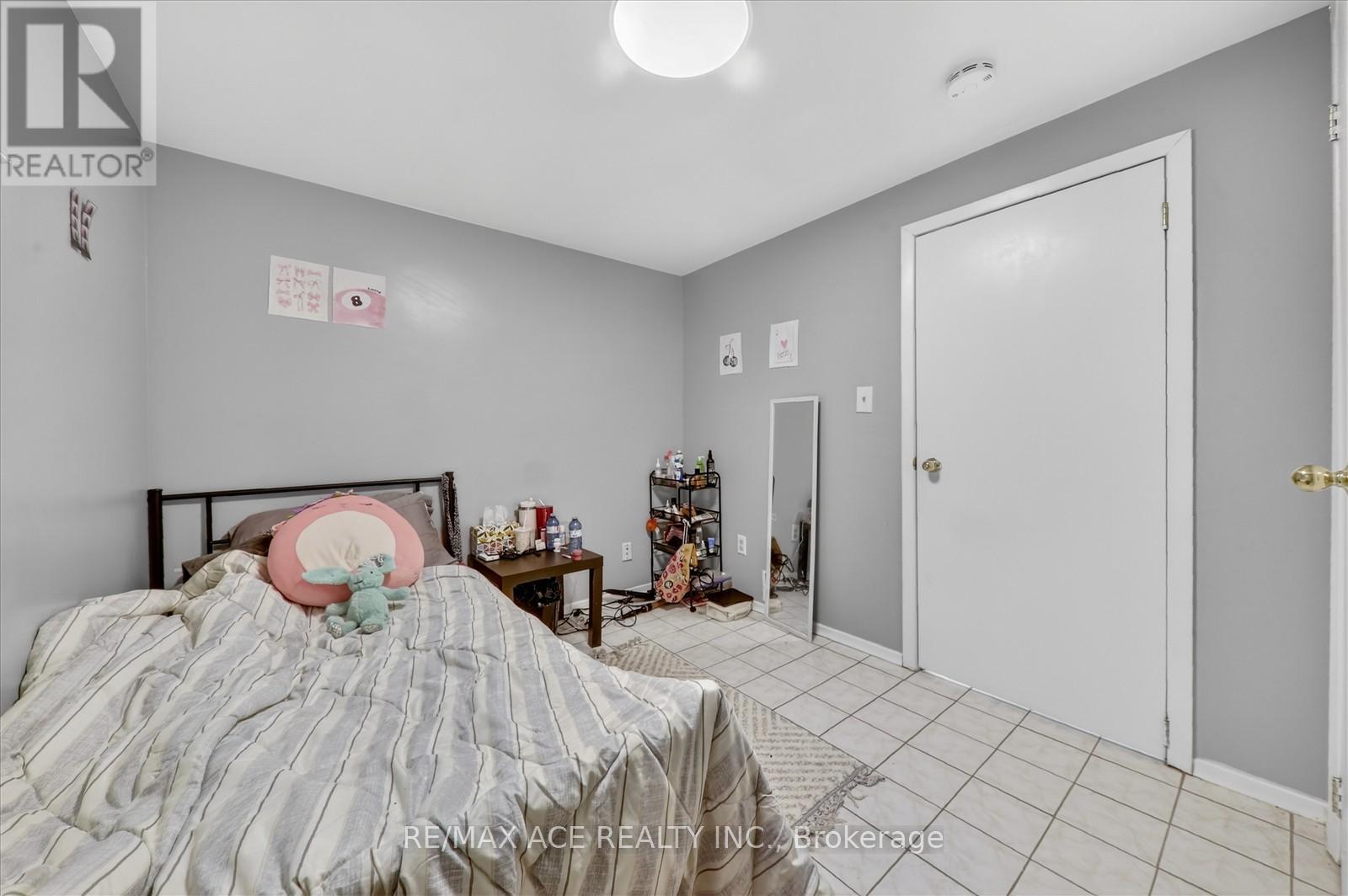 83 Ward Avenue, Hamilton, Ontario  L8S 2E8 - Photo 32 - X12821134