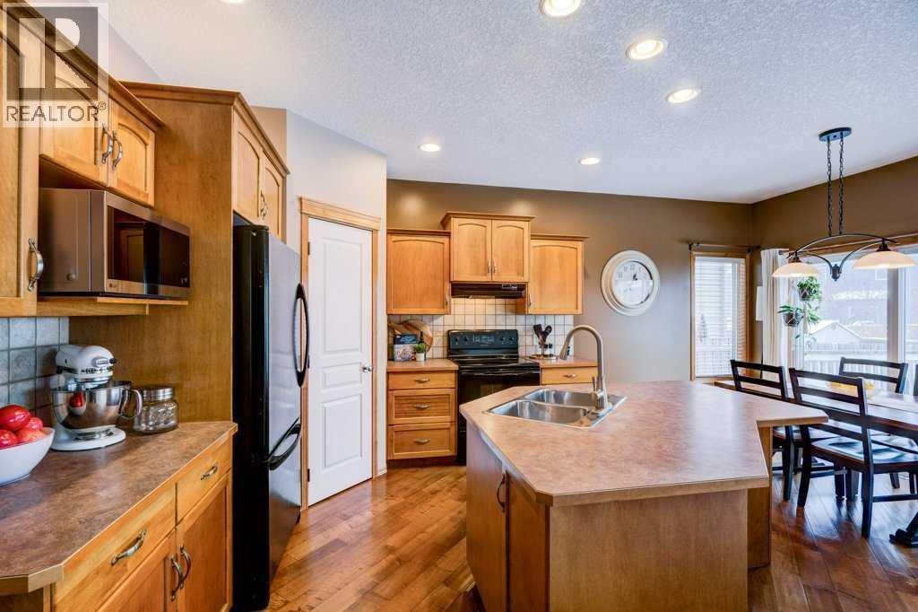 157 Chapalina Close Se, Calgary, Alberta  T2X 3W2 - Photo 7 - A2287488