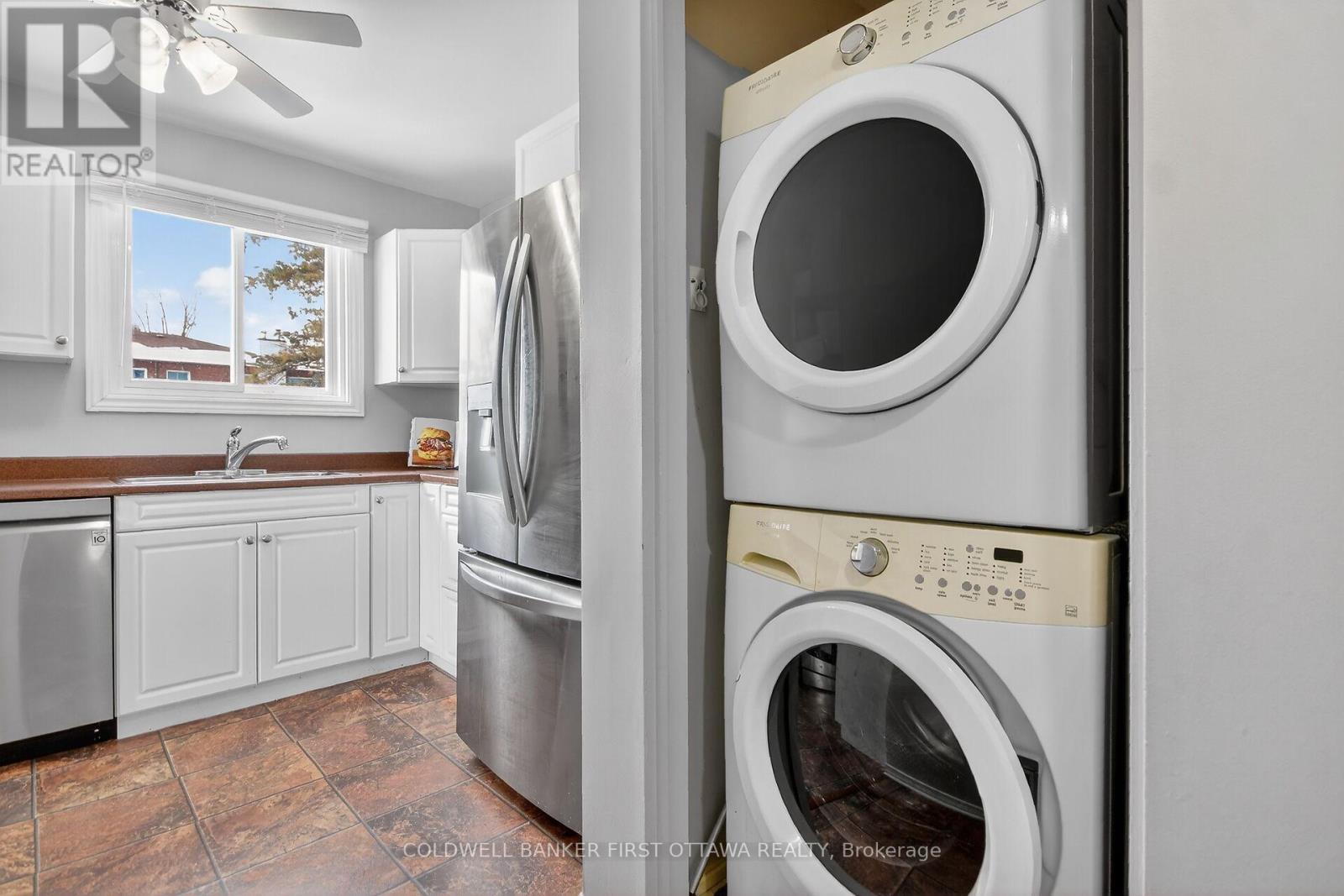 208 - 24 Town Line W, Carleton Place, Ontario  K7C 4B6 - Photo 18 - X12821144