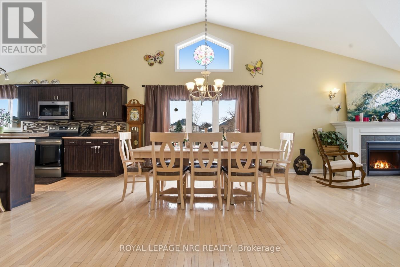 225 Colbeck Drive, Welland, Ontario  L3C 7M3 - Photo 12 - X12821154