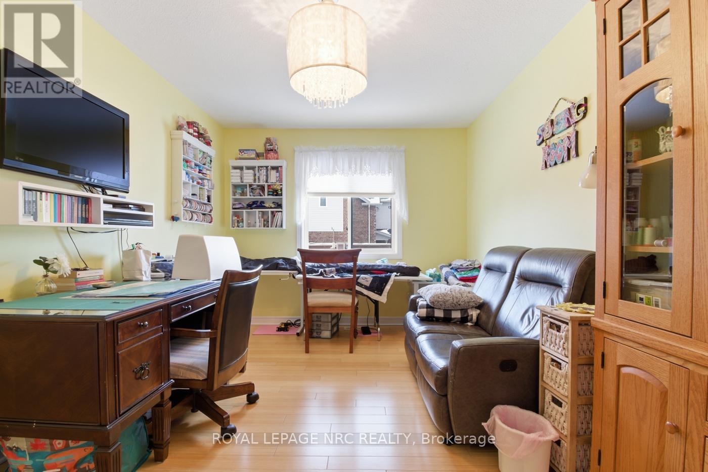 225 Colbeck Drive, Welland, Ontario  L3C 7M3 - Photo 24 - X12821154