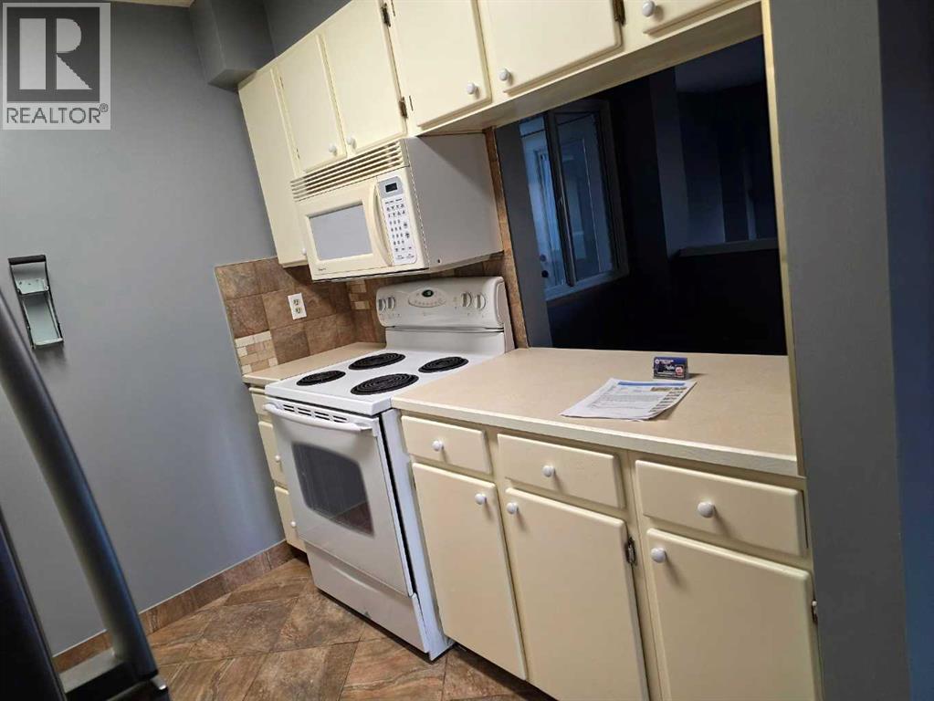 324, 860 Midridge Drive Se, Calgary, Alberta  T2X 1K1 - Photo 2 - A2277900