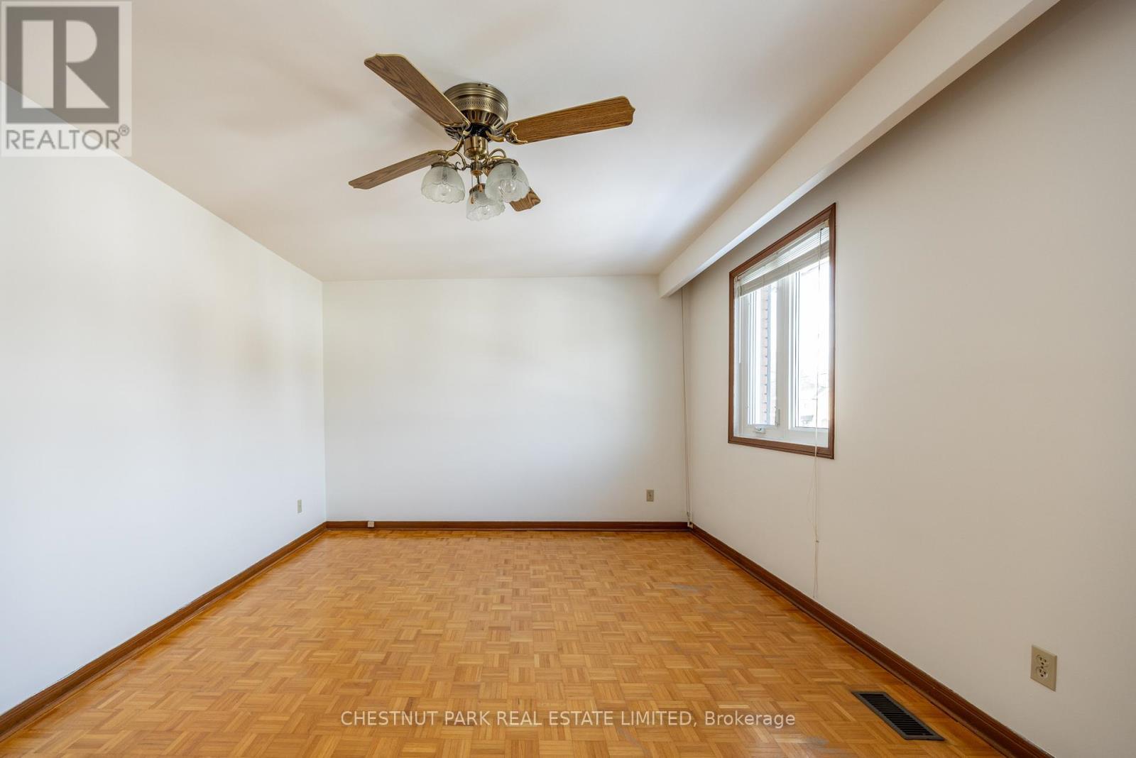 49 Woodville Avenue, Toronto, Ontario  M4K 2J5 - Photo 29 - E12821146