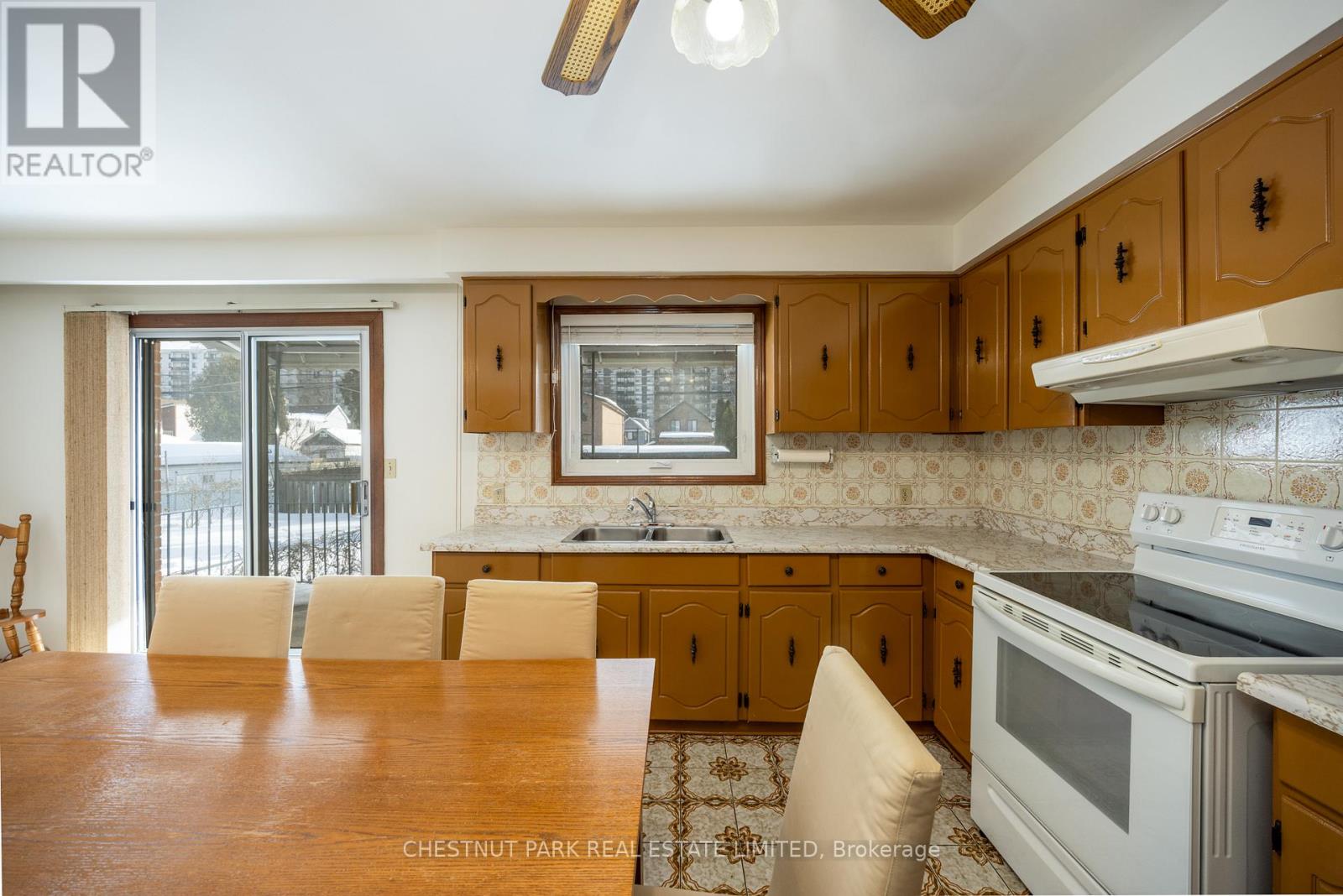 49 Woodville Avenue, Toronto, Ontario  M4K 2J5 - Photo 7 - E12821146