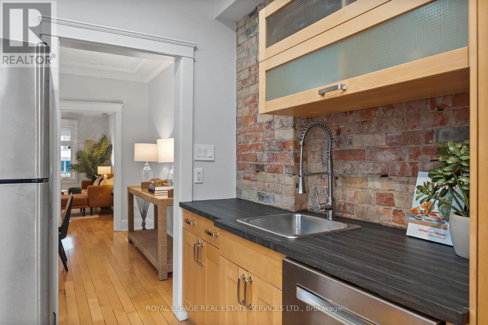 5 Wheeler Avenue, Toronto, Ontario  M4L 3V3 - Photo 11 - E12821188