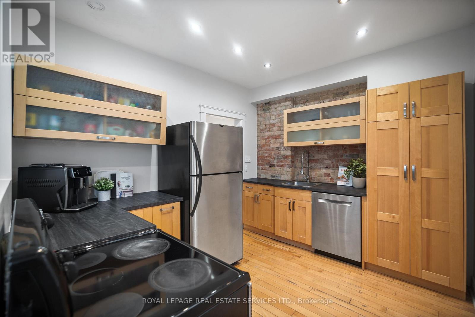 5 Wheeler Avenue, Toronto, Ontario  M4L 3V3 - Photo 12 - E12821188