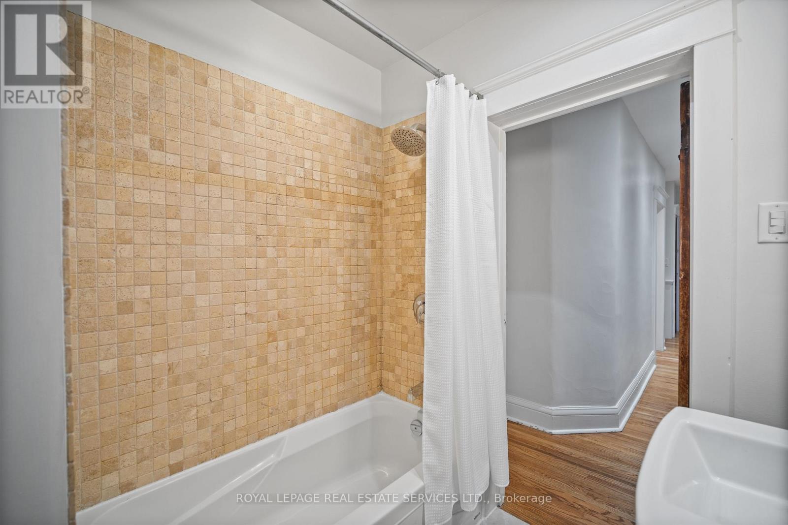 5 Wheeler Avenue, Toronto, Ontario  M4L 3V3 - Photo 25 - E12821188