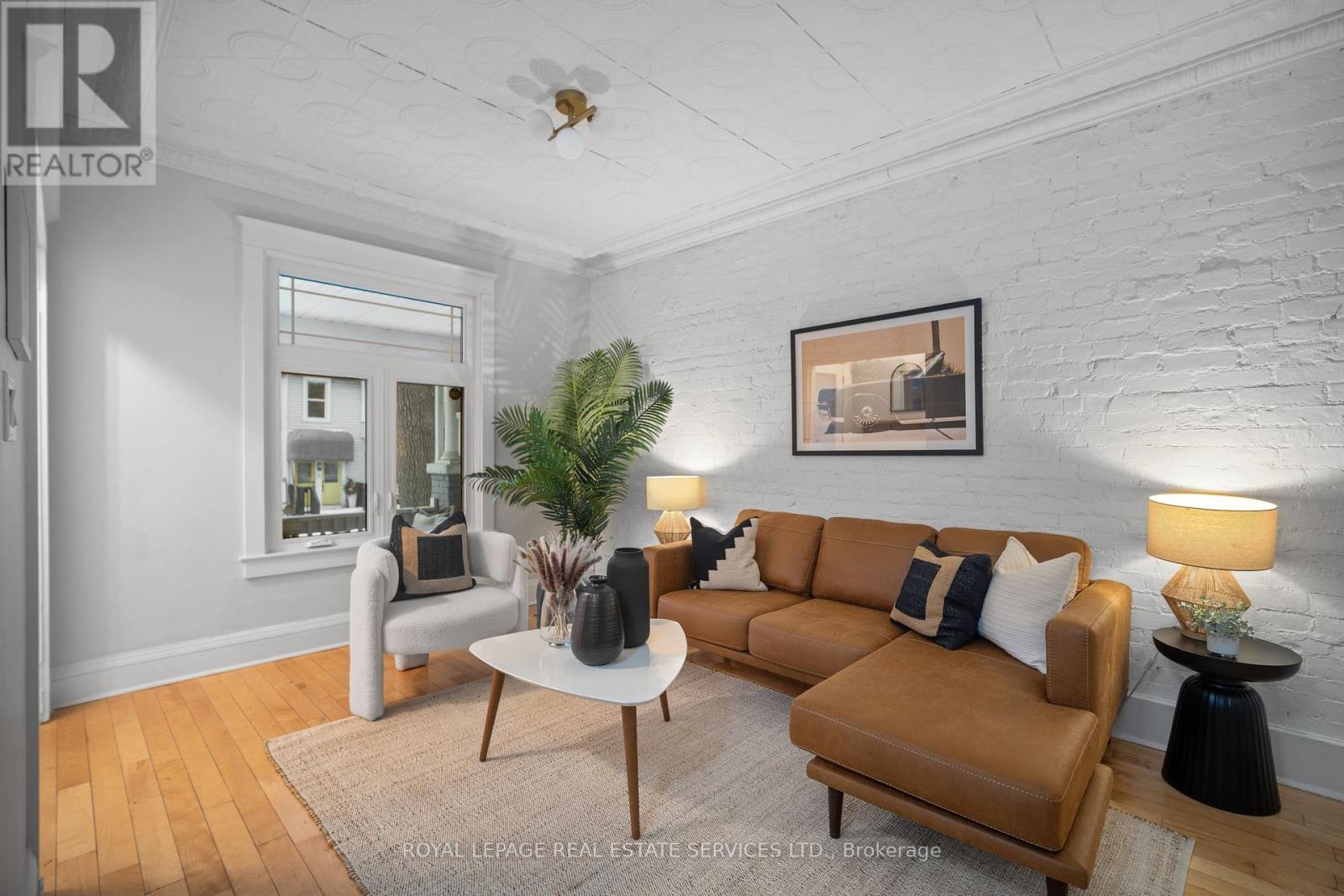 5 Wheeler Avenue, Toronto, Ontario  M4L 3V3 - Photo 5 - E12821188