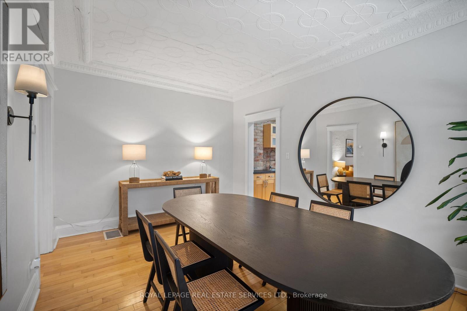 5 Wheeler Avenue, Toronto, Ontario  M4L 3V3 - Photo 9 - E12821188