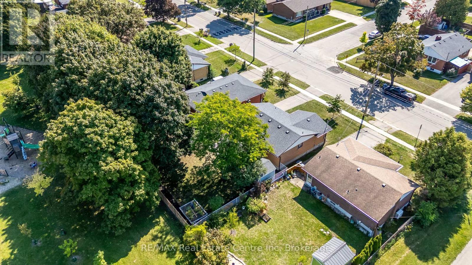 154 Waverley Drive, Guelph, Ontario  N1E 1H2 - Photo 23 - X12801510