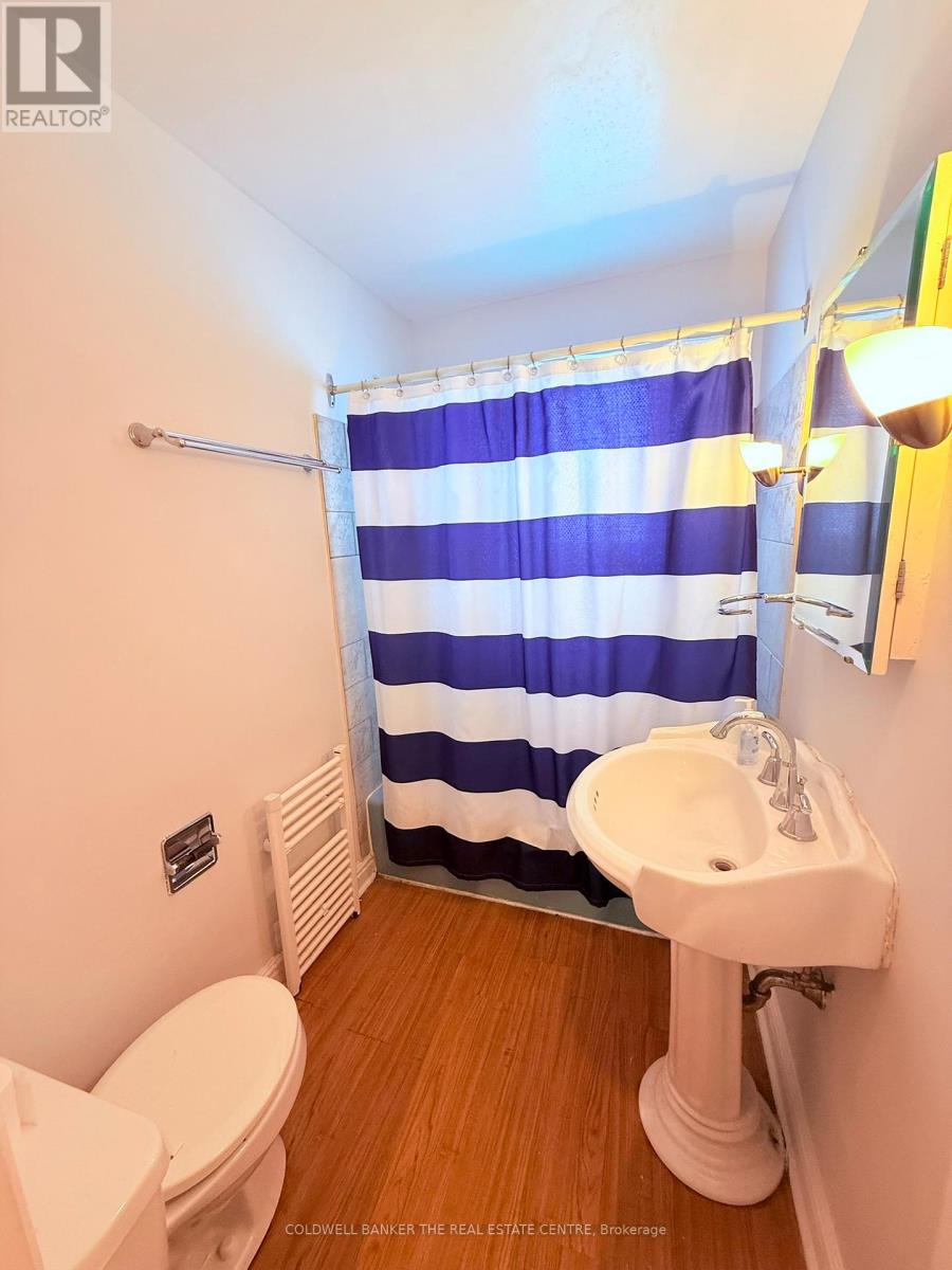 19071 Leslie Street, East Gwillimbury (Sharon), Ontario  L0G 1V0 - Photo 10 - N12821190