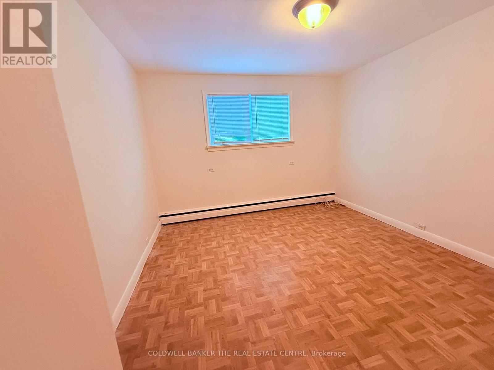 19071 Leslie Street, East Gwillimbury (Sharon), Ontario  L0G 1V0 - Photo 7 - N12821190