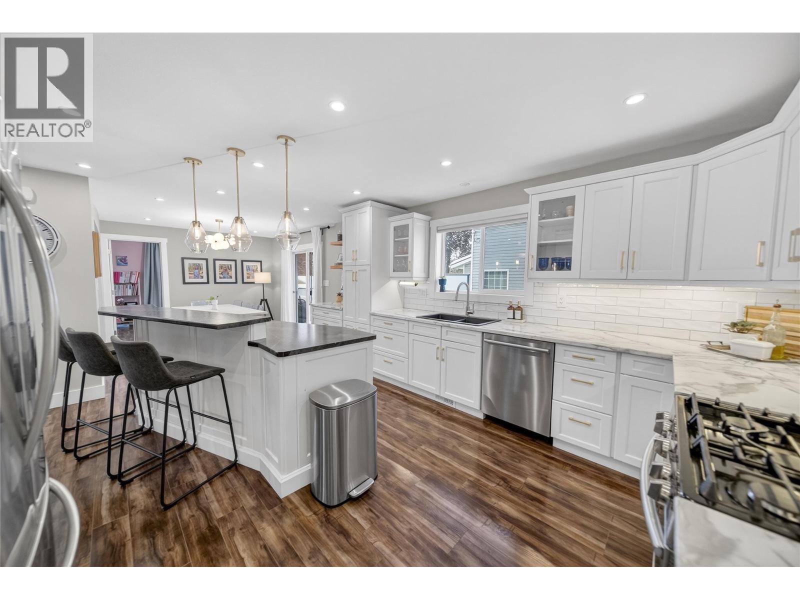 335 16th Avenue S, Cranbrook, British Columbia  V1C 2Z8 - Photo 8 - 10376825