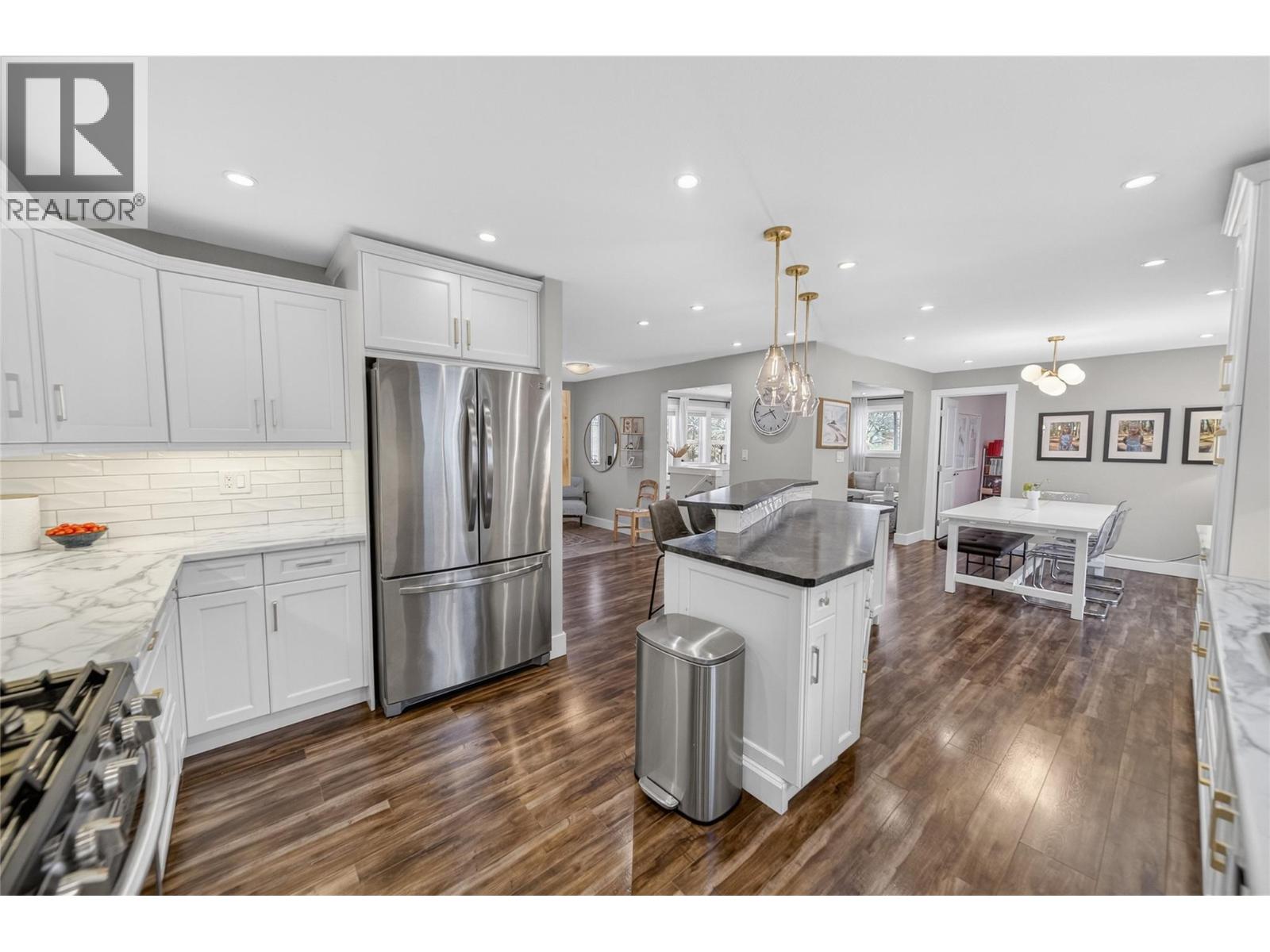 335 16th Avenue S, Cranbrook, British Columbia  V1C 2Z8 - Photo 9 - 10376825