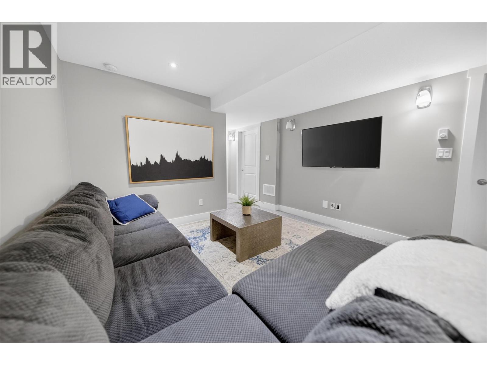 335 16th Avenue S, Cranbrook, British Columbia  V1C 2Z8 - Photo 34 - 10376825