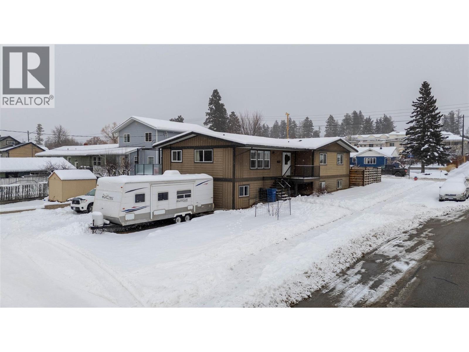 335 16th Avenue S, Cranbrook, British Columbia  V1C 2Z8 - Photo 44 - 10376825