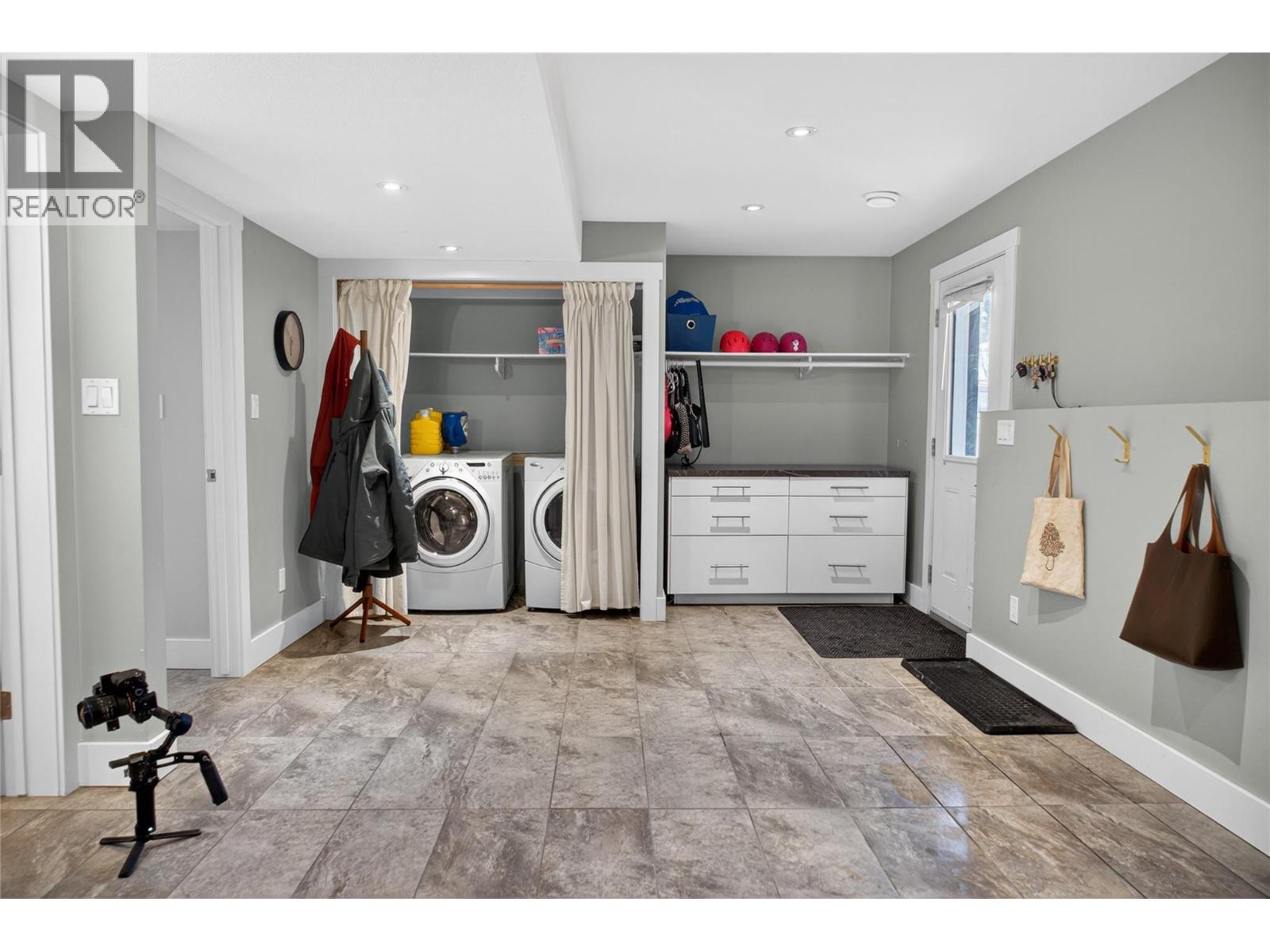 335 16th Avenue S, Cranbrook, British Columbia  V1C 2Z8 - Photo 42 - 10376825