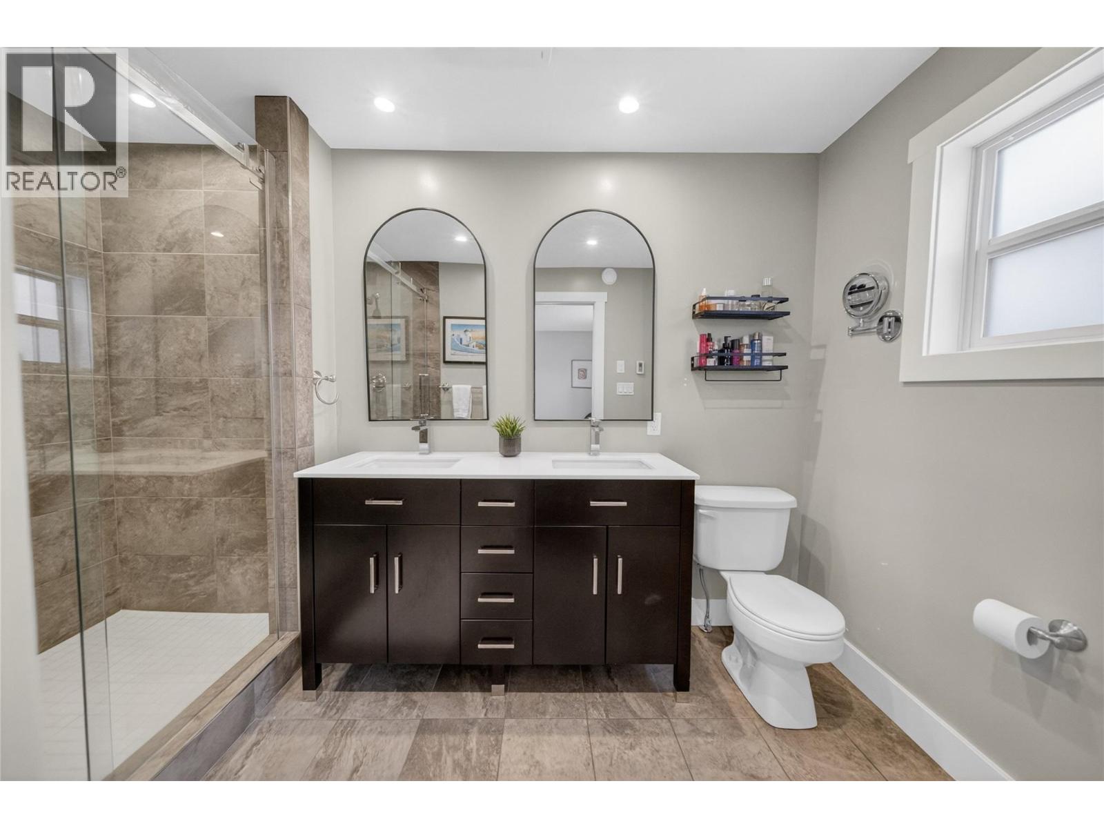 335 16th Avenue S, Cranbrook, British Columbia  V1C 2Z8 - Photo 19 - 10376825