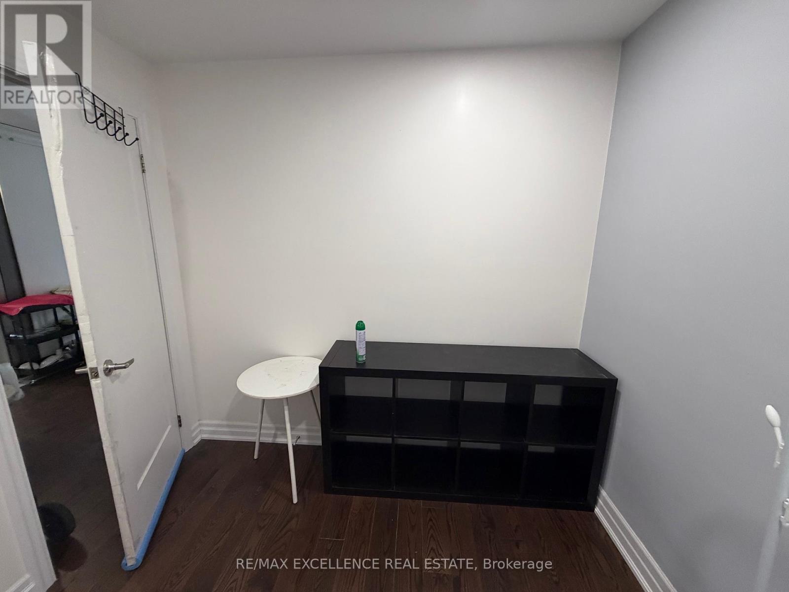 30 Elana (Room) Drive, Toronto, Ontario  M3N 2C2 - Photo 17 - W12782488